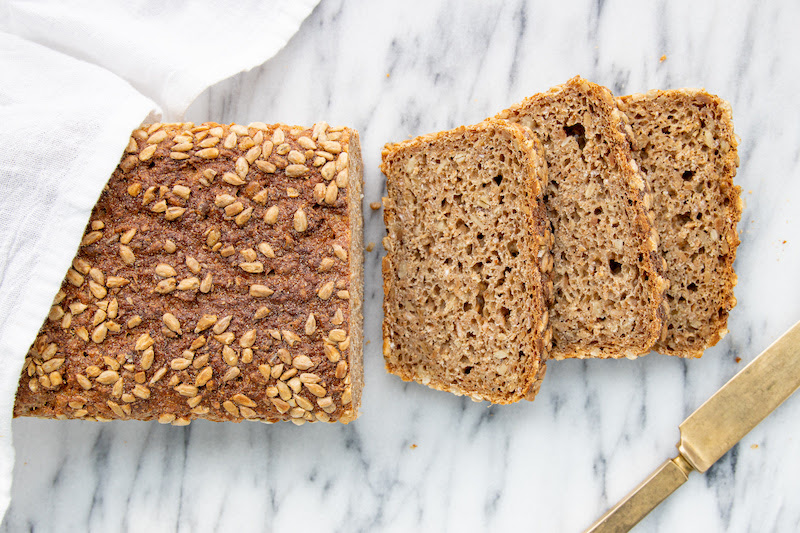 Dinkelbrot
from Zingerman's Bakehouse. 
German-style spelt bread
makes for some marvelous eating.